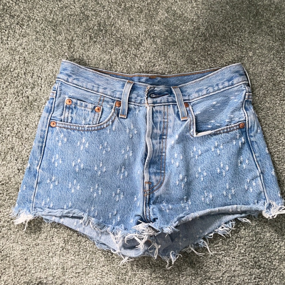 Levi’s denim shorts